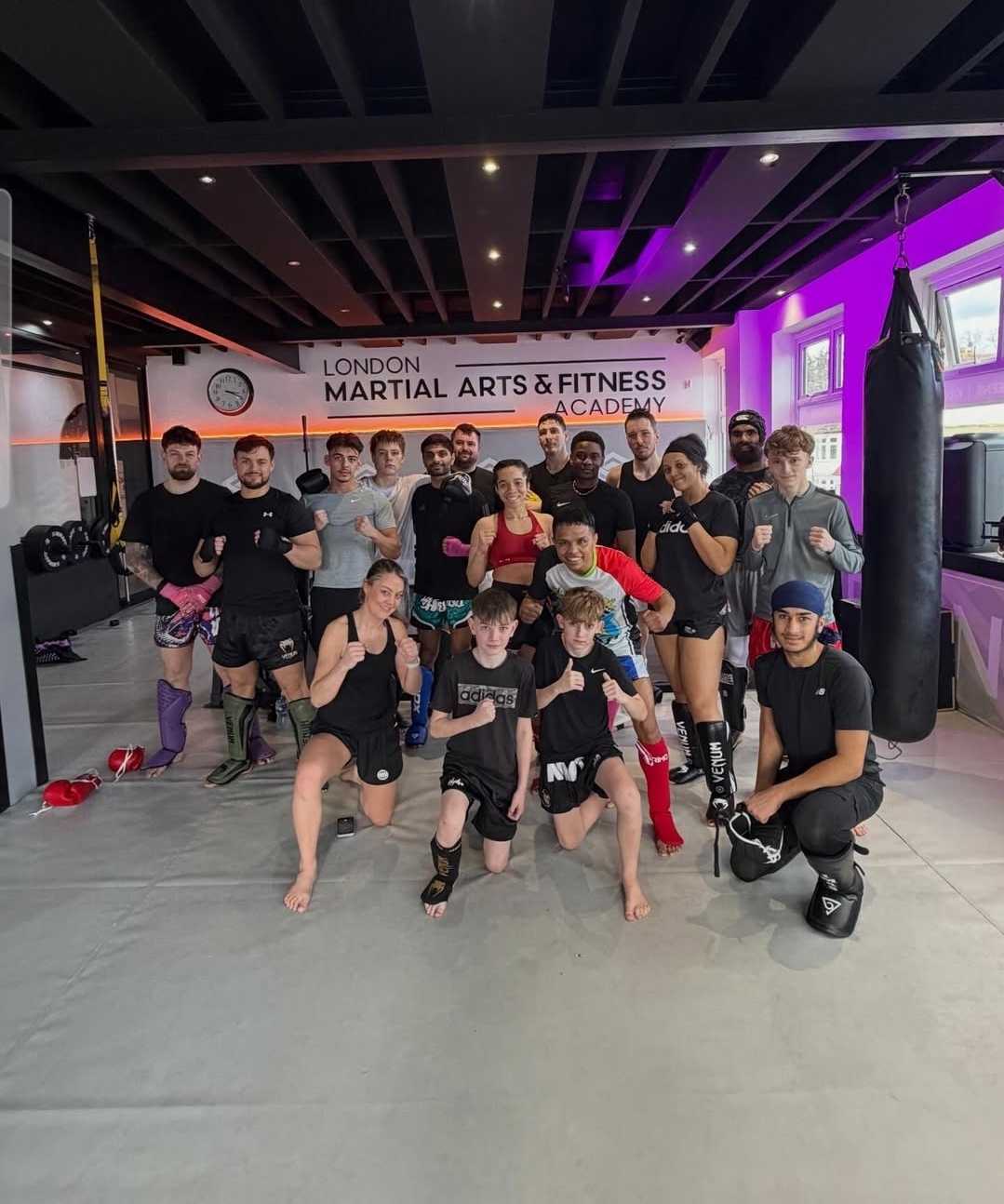 Muay Thai team group photo Nolan Muay Thai Beckenham